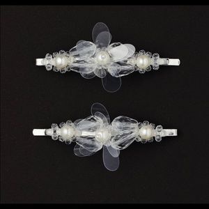 Simone Rocha x hm white hair clips